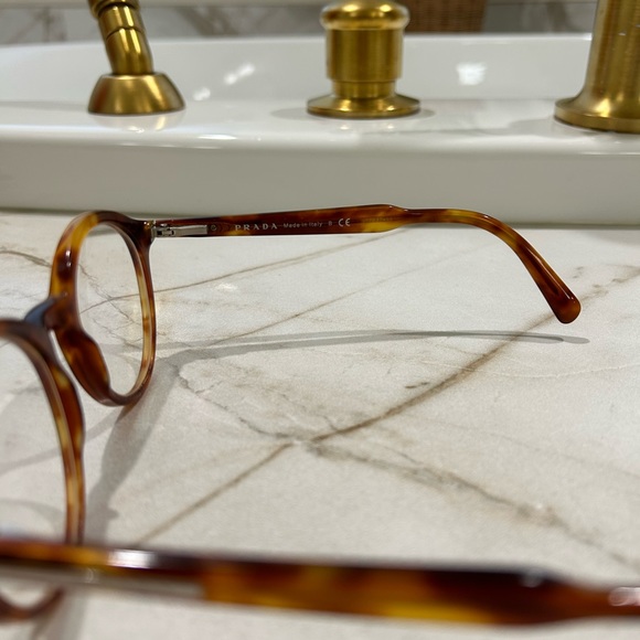Prada glasses frame - Picture 4 of 4